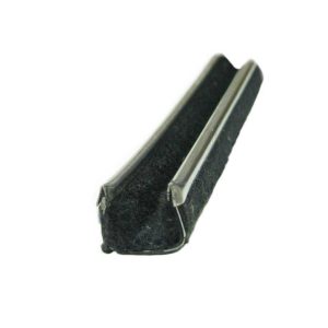 Calha Normal Com Rebordo Cromado | Calhas de Vidro | Automóveis Clássicos, Automóvel, Ferroviária | A CarStuff - Tudo para Estofos e Estofadores é lider nacional no fornecimento de peles, tecidos, napas, lonas, capotas, alcatifas, ferramentas e tudo para estofos em automóveis, clássicos, náutica, ferroviária, aeronáutica e decoração.