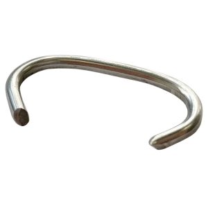 Grampos Alicate | Alicates de Estofador | Automóveis Clássicos, Automóvel, Decoração, Ferroviária, Náutica | A CarStuff - Tudo para Estofos e Estofadores é lider nacional no fornecimento de peles, tecidos, napas, lonas, capotas, alcatifas, ferramentas e tudo para estofos em automóveis, clássicos, náutica, ferroviária, aeronáutica e decoração.