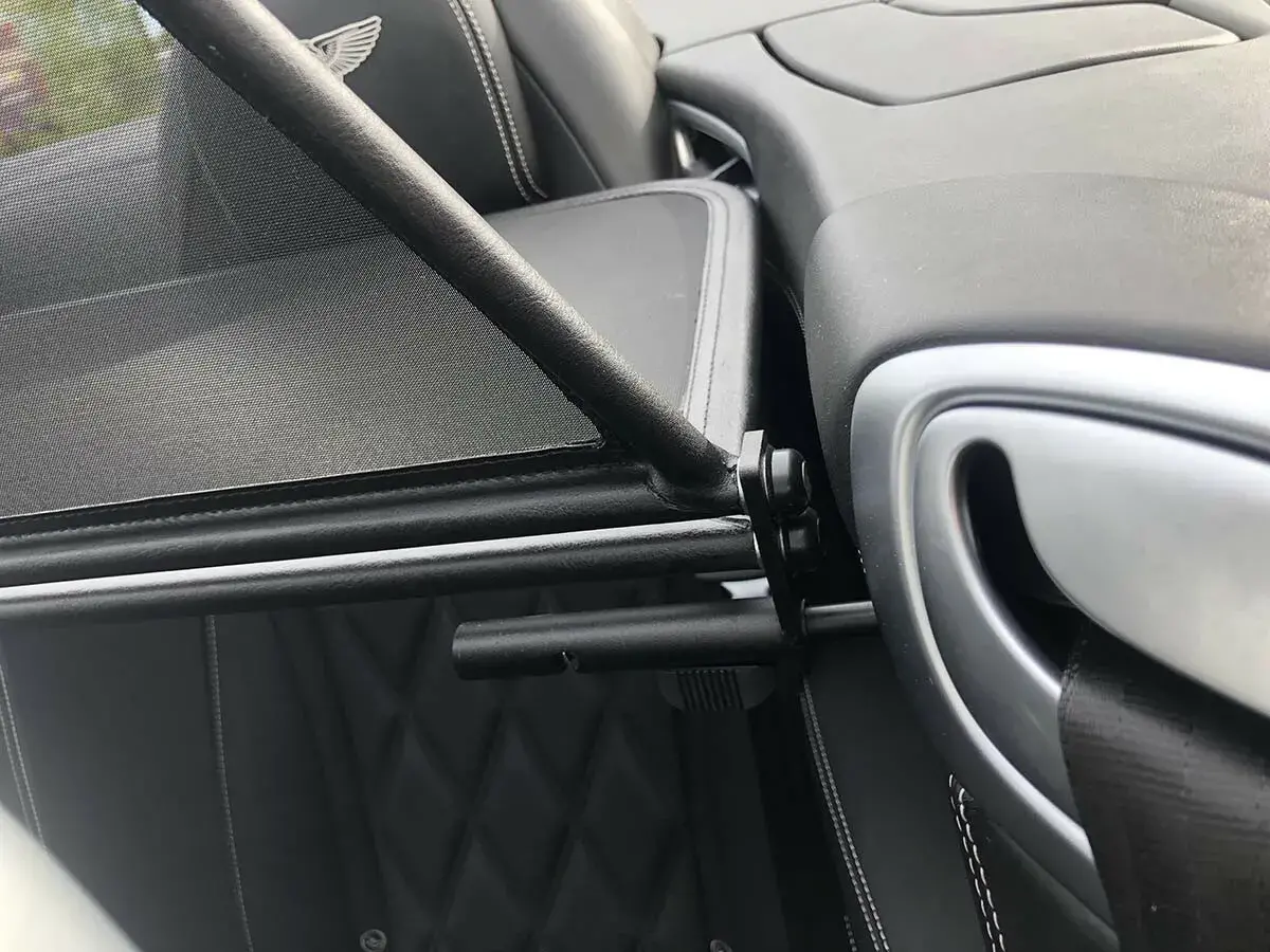 Guarda-vento / anti-turbilhão para Bentley Continental GTC ano 12-19 - Vista 5