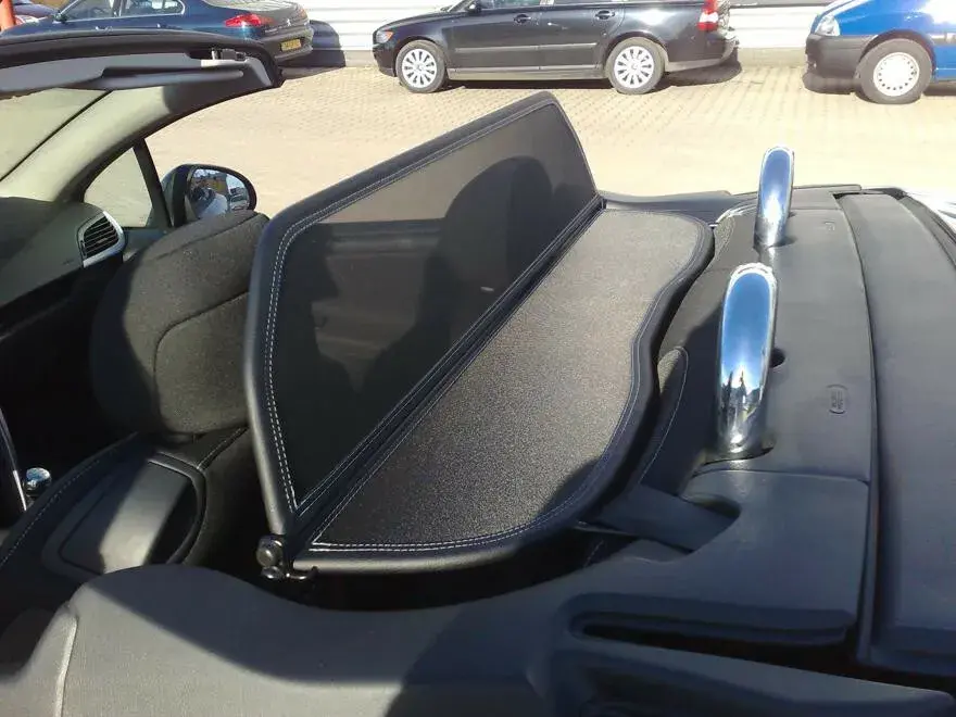 Guarda-vento para Peugeot 207CC ano 07-09 - Vista 4