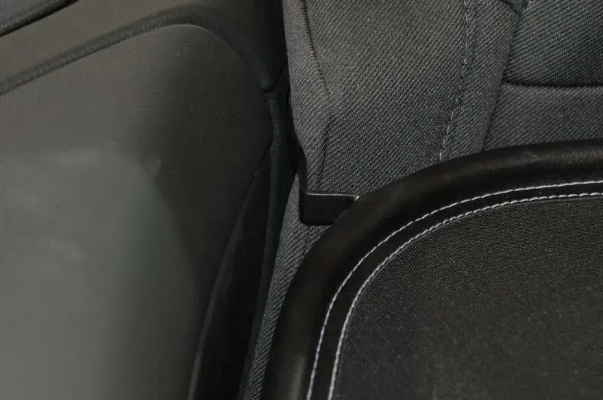 Guarda-vento para Peugeot 308CC ano 09-19 - Vista 4